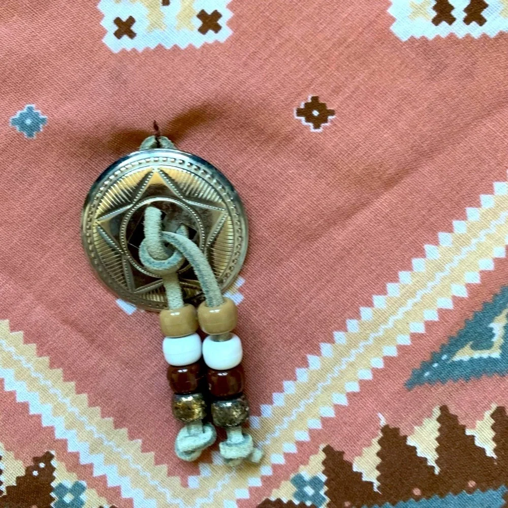 Handkerchief - Picture 4 of 7